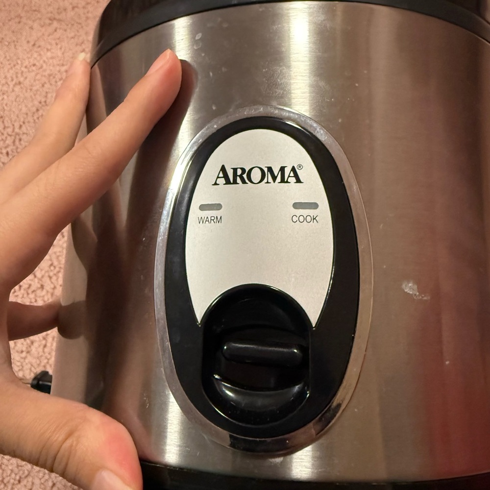 Aroma Stainless Steel Rice Cooker - Picture 2 of 6